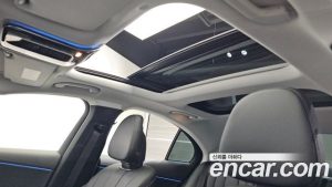 Mercedes-Benz E-Class E200 Avantgarde 2025 года из Южной Кореи