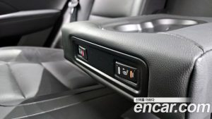 Renault-KoreaSamsung QM6 2.0 LPe RE Signature 2WD 2022 года из Южной Кореи
