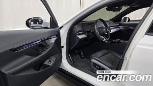 BMW 5-Series 530i xDrive M Sport 2024 года из Южной Кореи
