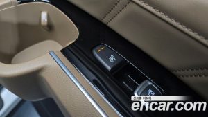 Kia Sorento Дизель 2.2 2WD 2024 года из Южной Кореи