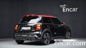 Mini Cooper JCW 2023 года из Южной Кореи