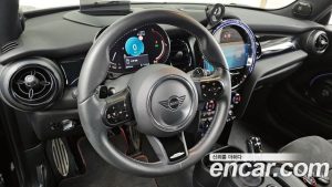 Mini Cooper JCW 2023 года из Южной Кореи