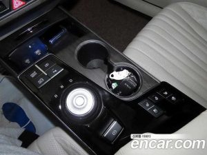 Kia K8 Signature 2024 года из Южной Кореи