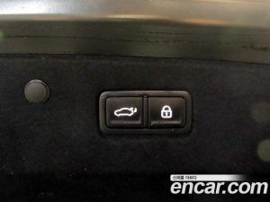 Kia K8 Signature 2024 года из Южной Кореи