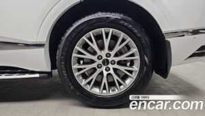 Genesis GV80 2.5T Бензин AWD 2024 года из Южной Кореи