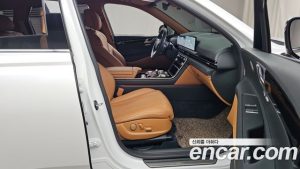 Genesis GV80 2.5T Бензин AWD 2024 года из Южной Кореи