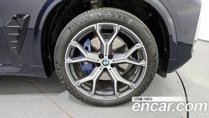 BMW X5 xDrive 40i M Sport 2024 года из Южной Кореи