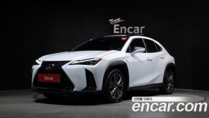 Lexus UX 2.0 F-Sport 2WD 2025 года из Южной Кореи