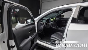 Lexus UX 2.0 F-Sport 2WD 2025 года из Южной Кореи