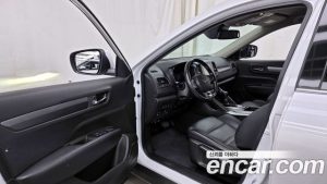Renault-KoreaSamsung QM6 2.0 GDe LE Signature 2WD 2023 года из Южной Кореи