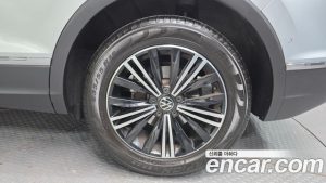 Volkswagen Tiguan 2.0 TDI Premium 2022 года из Южной Кореи