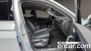 Volkswagen Tiguan 2.0 TDI Premium 2022 года из Южной Кореи