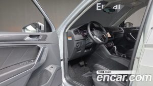 Volkswagen Tiguan 2.0 TDI Premium 2022 года из Южной Кореи
