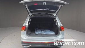 Volkswagen Tiguan 2.0 TDI Premium 2022 года из Южной Кореи