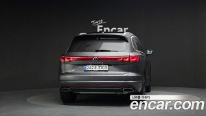 Volkswagen Touareg 3.0 TDI Prestige 2024 года из Южной Кореи