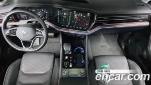 Volkswagen Touareg 3.0 TDI Prestige 2024 года из Южной Кореи