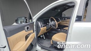 Kia Sorento HEV 1.6 2WD 2024 года из Южной Кореи