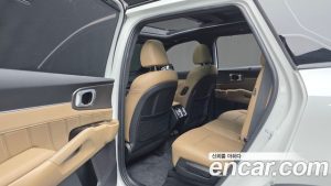 Kia Sorento HEV 1.6 2WD 2024 года из Южной Кореи