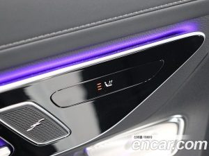 Mercedes-Benz GLC-Class GLC300 4MATIC AMG Line 2025 года из Южной Кореи