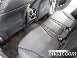 Mercedes-Benz GLC-Class GLC300 4MATIC AMG Line 2025 года из Южной Кореи