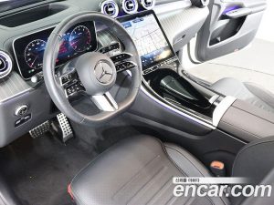 Mercedes-Benz GLC-Class GLC300 4MATIC AMG Line 2025 года из Южной Кореи