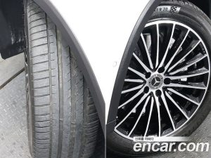 Mercedes-Benz GLC-Class GLC300 4MATIC AMG Line 2025 года из Южной Кореи