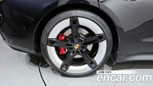 Porsche Taycan 4S 2025 года из Южной Кореи