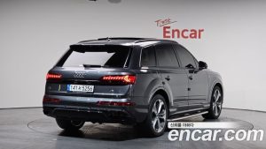 Audi Q7 55 TFSI 4WD Premium 2023 года из Южной Кореи