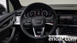 Audi Q7 55 TFSI 4WD Premium 2023 года из Южной Кореи
