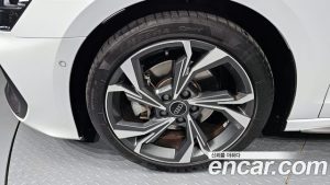 Audi A3 40 TFSI Premium 2025 года из Южной Кореи