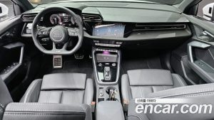 Audi A3 40 TFSI Premium 2025 года из Южной Кореи