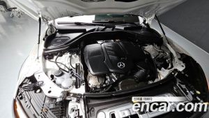 Mercedes-Benz GLC-Class GLC220 d 4MATIC 2024 года из Южной Кореи