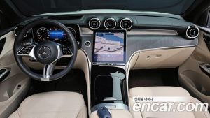 Mercedes-Benz GLC-Class GLC220 d 4MATIC 2024 года из Южной Кореи