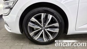 Renault-KoreaSamsung SM6 1.3 TCe LE 2022 года из Южной Кореи