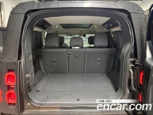 Land Rover Defender 110 D300 X- HSE 2024 года из Южной Кореи