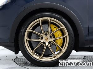 Porsche Cayenne 4.0 Turbo GT Coupe 2024 года из Южной Кореи