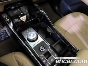 Kia Sorento HEV 1.6 2WD 2024 года из Южной Кореи