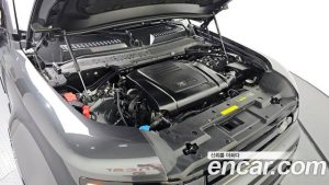 Land Rover Defender 110 P300 X- SE 2024 года из Южной Кореи