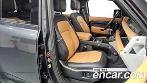 Land Rover Defender 110 P300 X- SE 2024 года из Южной Кореи