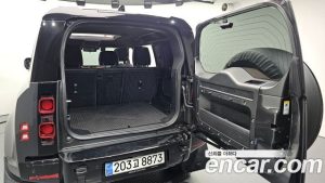 Land Rover Defender 110 P300 X- SE 2024 года из Южной Кореи