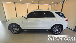 Mercedes-Benz GLE-Class GLE450 4MATIC 2025 года из Южной Кореи