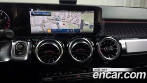 Mercedes-Benz GLB-Class GLB250 4MATIC 2025 года из Южной Кореи