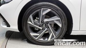 Hyundai AVANTE 1.6 2026 года из Южной Кореи