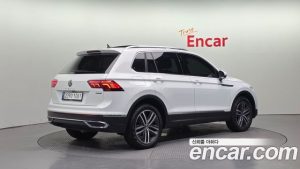 Volkswagen Tiguan 2.0 TDI 4 Prestige 2023 года из Южной Кореи