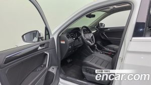 Volkswagen Tiguan 2.0 TDI 4 Prestige 2023 года из Южной Кореи