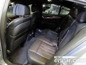 BMW 5-Series 530i M Sport 2023 года из Южной Кореи