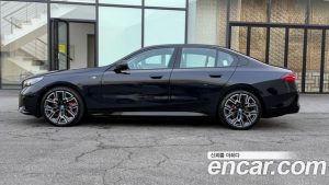 BMW i5 eDrive 40 M Sport PRO 2024 года из Южной Кореи