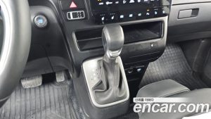 Hyundai Staria 4WD Tourer 9-Seater 2025 года из Южной Кореи