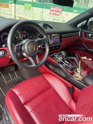 Porsche Cayenne 3.0 Coupe 2023 года из Южной Кореи
