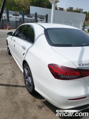 Mercedes-Benz E-Class E250 AMG Line 2023 года из Южной Кореи